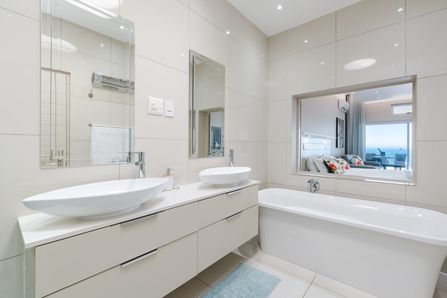 11 Bedroom Property for Sale in Camps Bay Western Cape